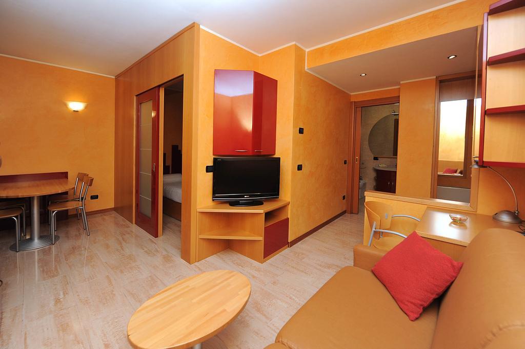 Cp Residence Hotel Sesto San Giovanni Buitenkant foto