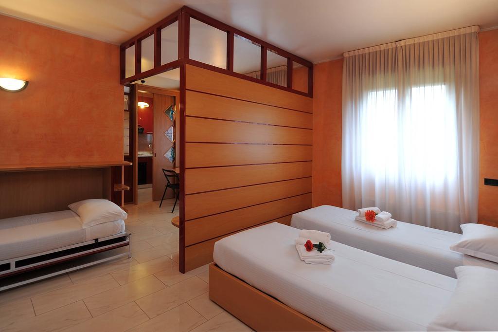 Cp Residence Hotel Sesto San Giovanni Buitenkant foto